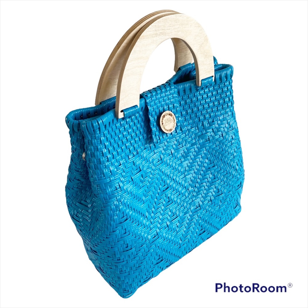 NWT Maria Victoria Elva Turquoise Blue Woven PVC Handbag Tote Mexico